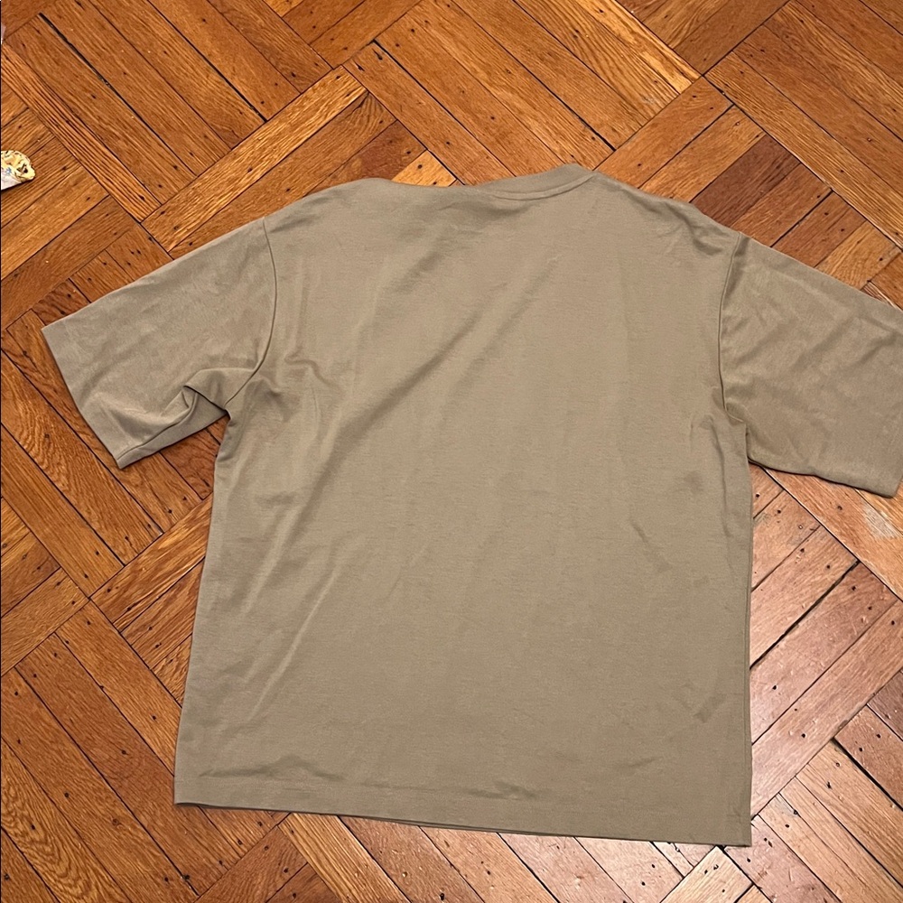 Uniqlo U AIRism Men’s T-Shirt Bundle (2) | Khaki & Olive Green | Size L - Picture 9 of 9